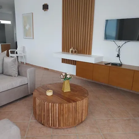 Ostria View Ferienhaus