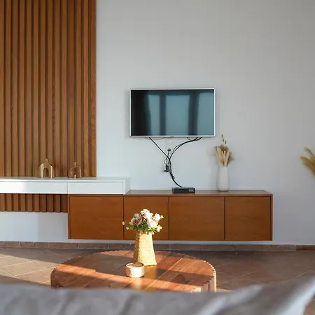 Ostria View Feriehus