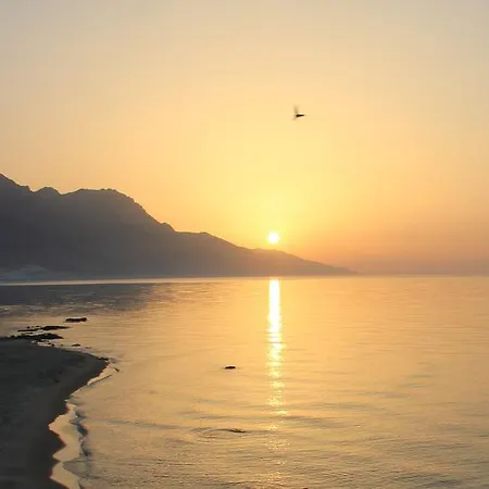 Ostria View Feriehus *